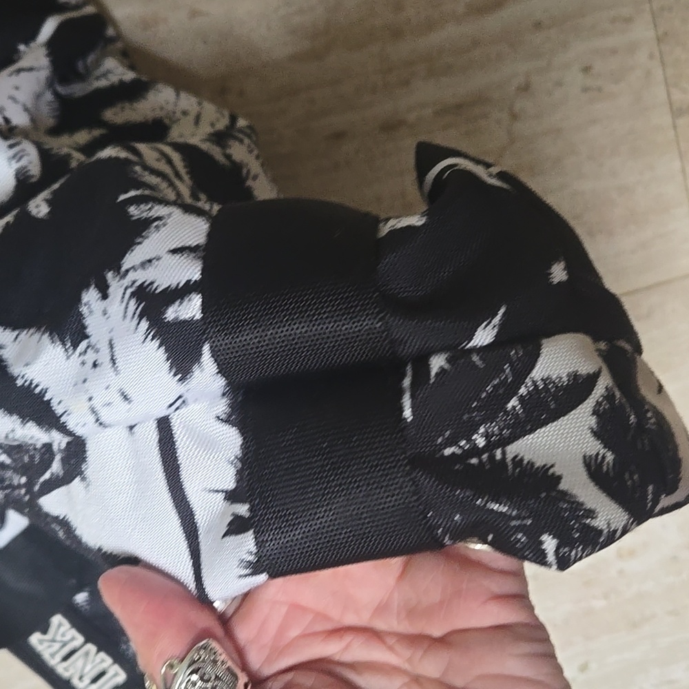 PINK Victoria's Secret Black/White Palm Tree Tote Bag - Picture 5 of 10
